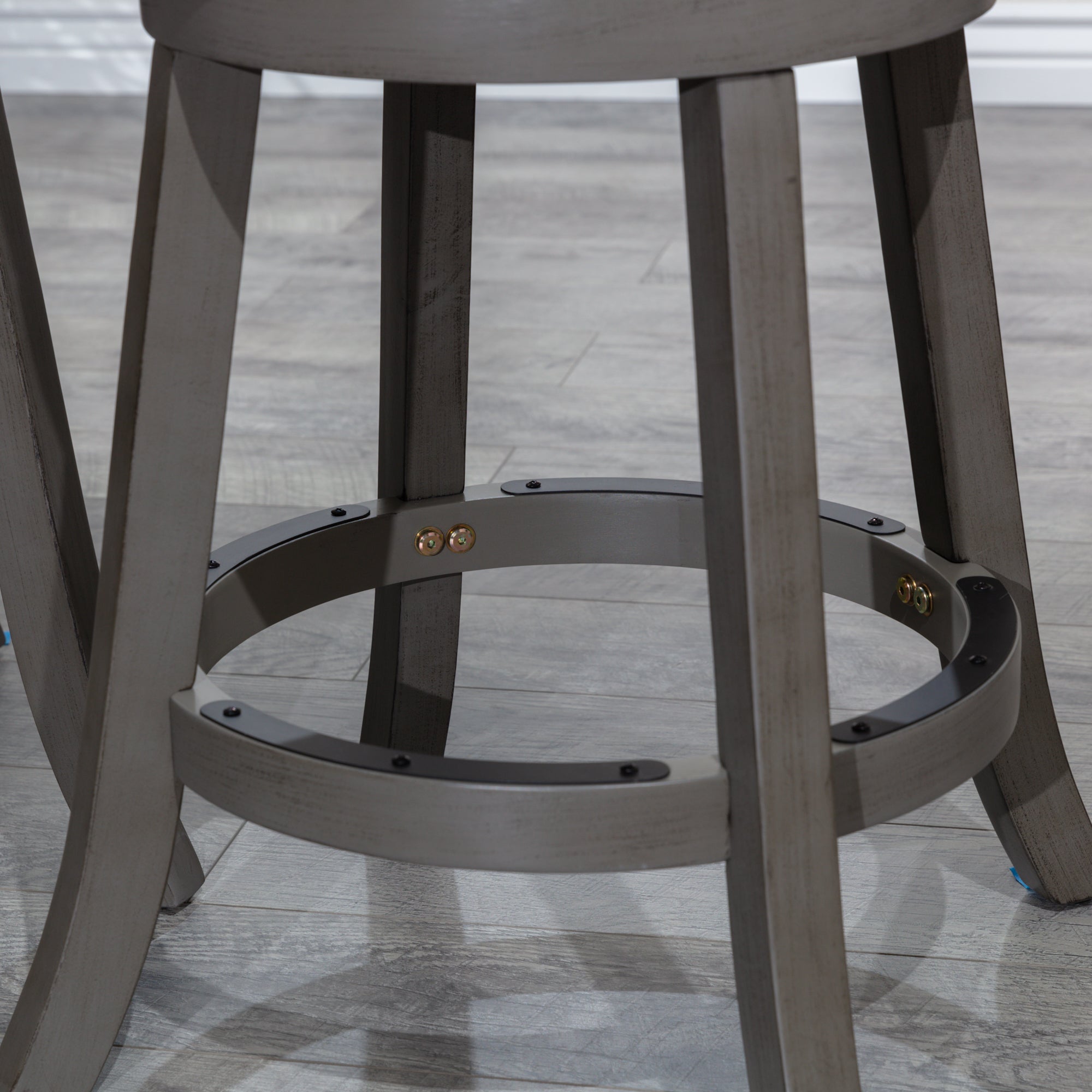 24" Counter Stool, Weathered Gray, Black Leather Seat