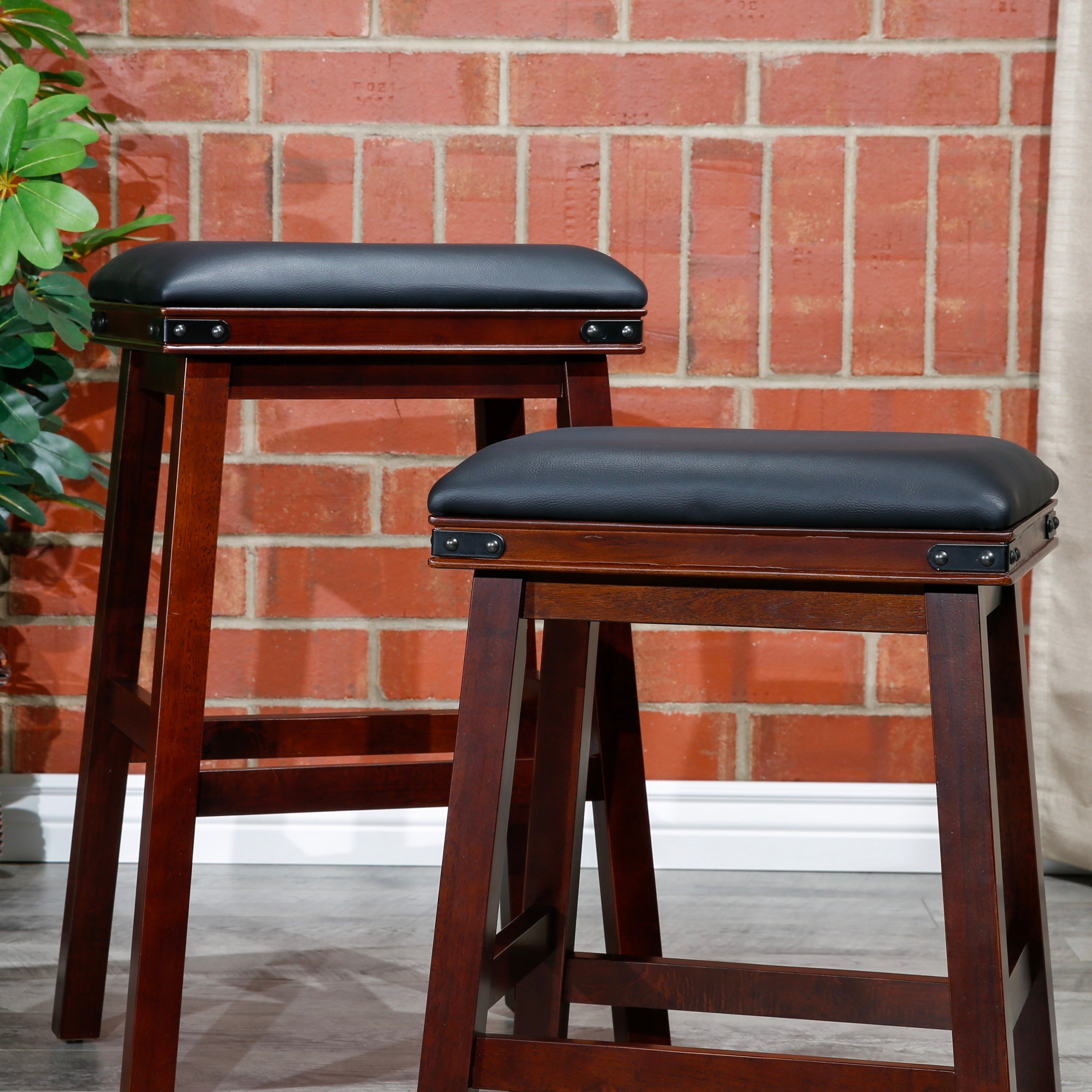 24" Counter Stool, Antique White Finish, Black Leather Seat