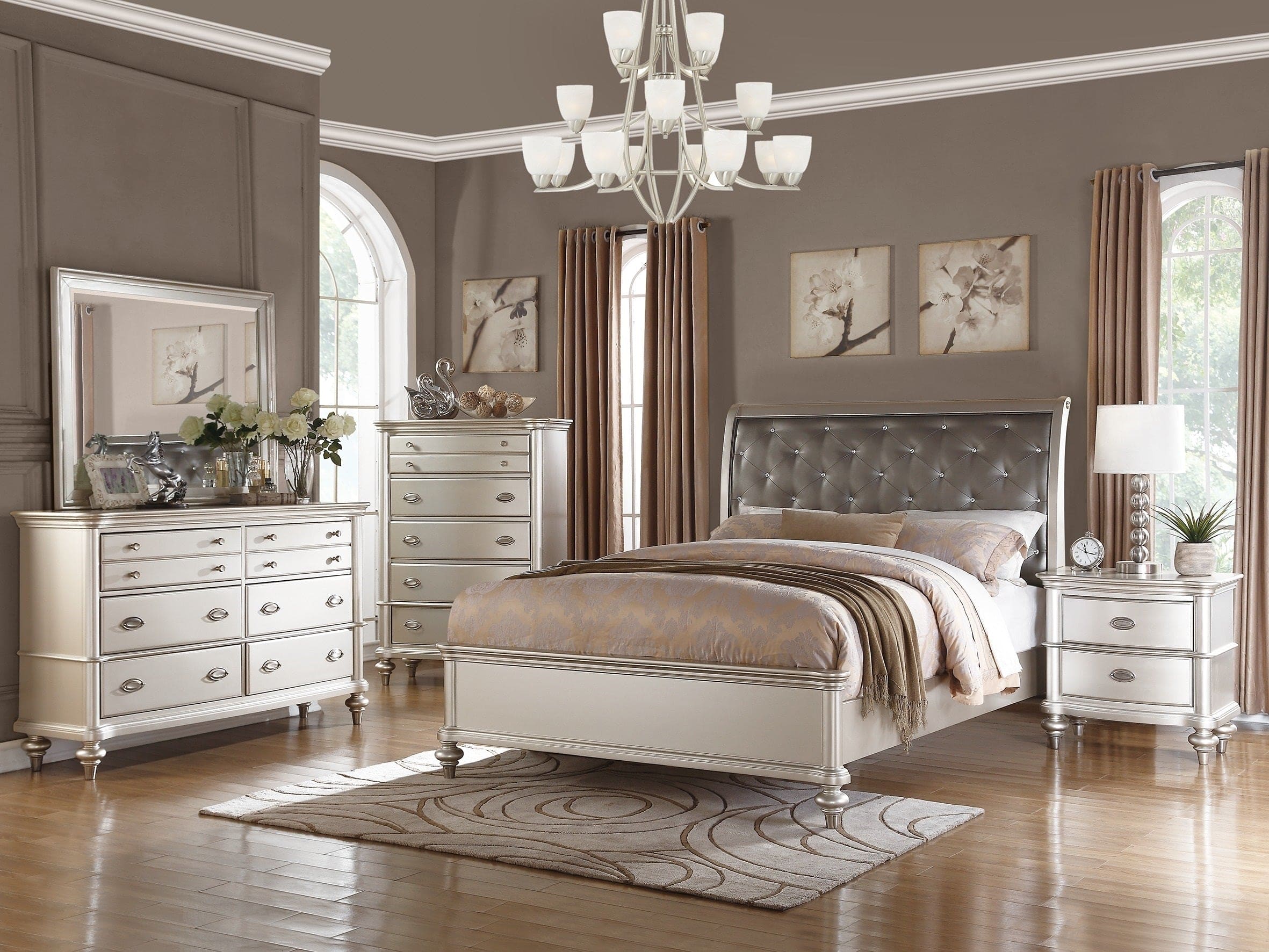 Classic Bedroom Elegant Nightstand Beige / White Finish or Antique Silver 2-Drawers Bed Side Table Plywood