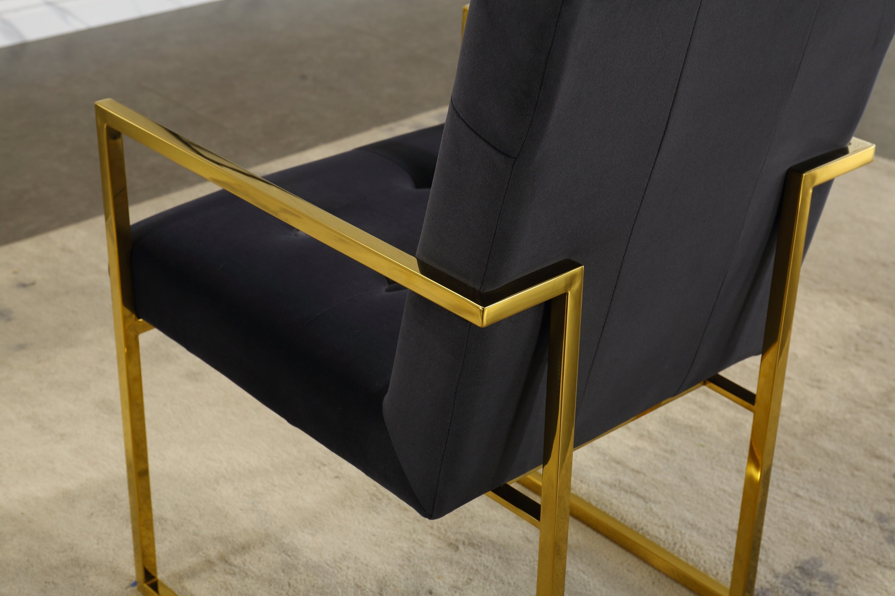 Modern Velvet Dining Arm Chair Set of 1, Tufted Design and Gold Finish Stainless Base