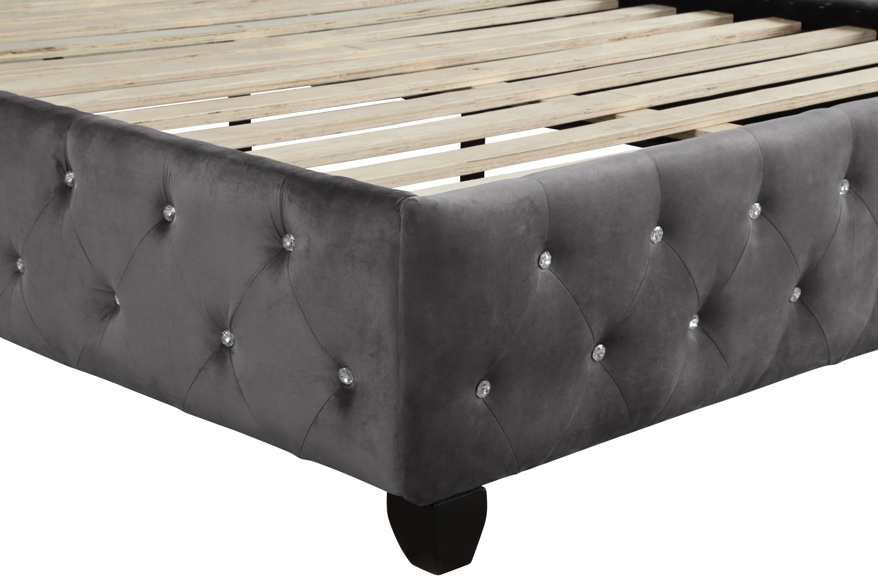 Sophia Crystal Tufted King bed Made with Wood in Gray