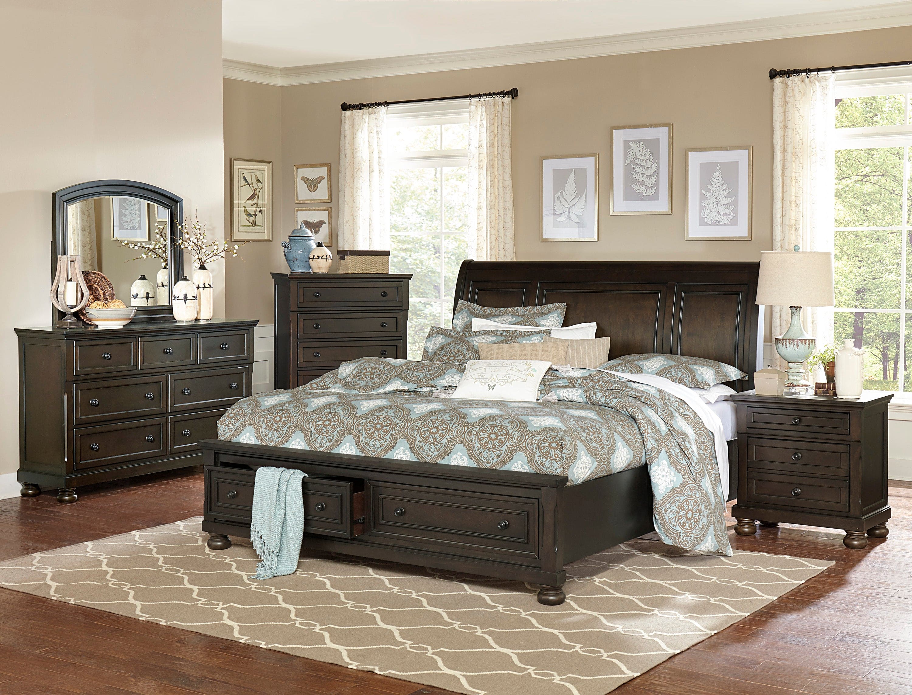 Grayish Brown Finish 1pc Eastern King Platform Bed with Footboard Storage Sleigh Bed Transitional Bedroom Furniture