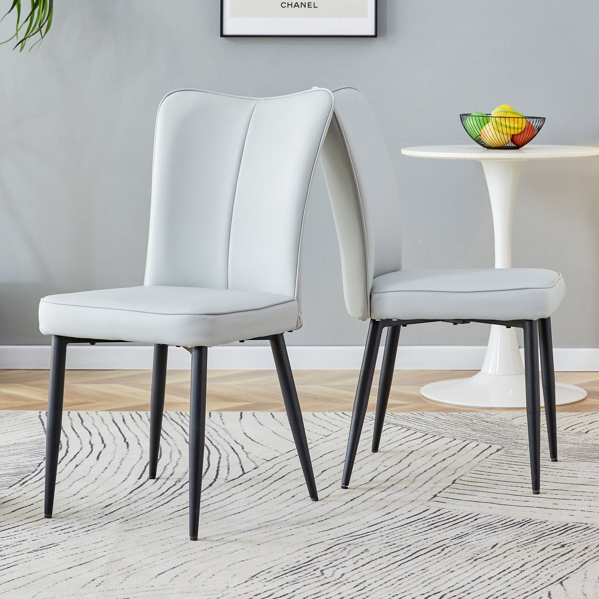 Modern minimalist dining chairs and office chairs. 2-piece set of light gray PU seats with black metal legs. Suitable for restaurants, living rooms, and offices. C-008