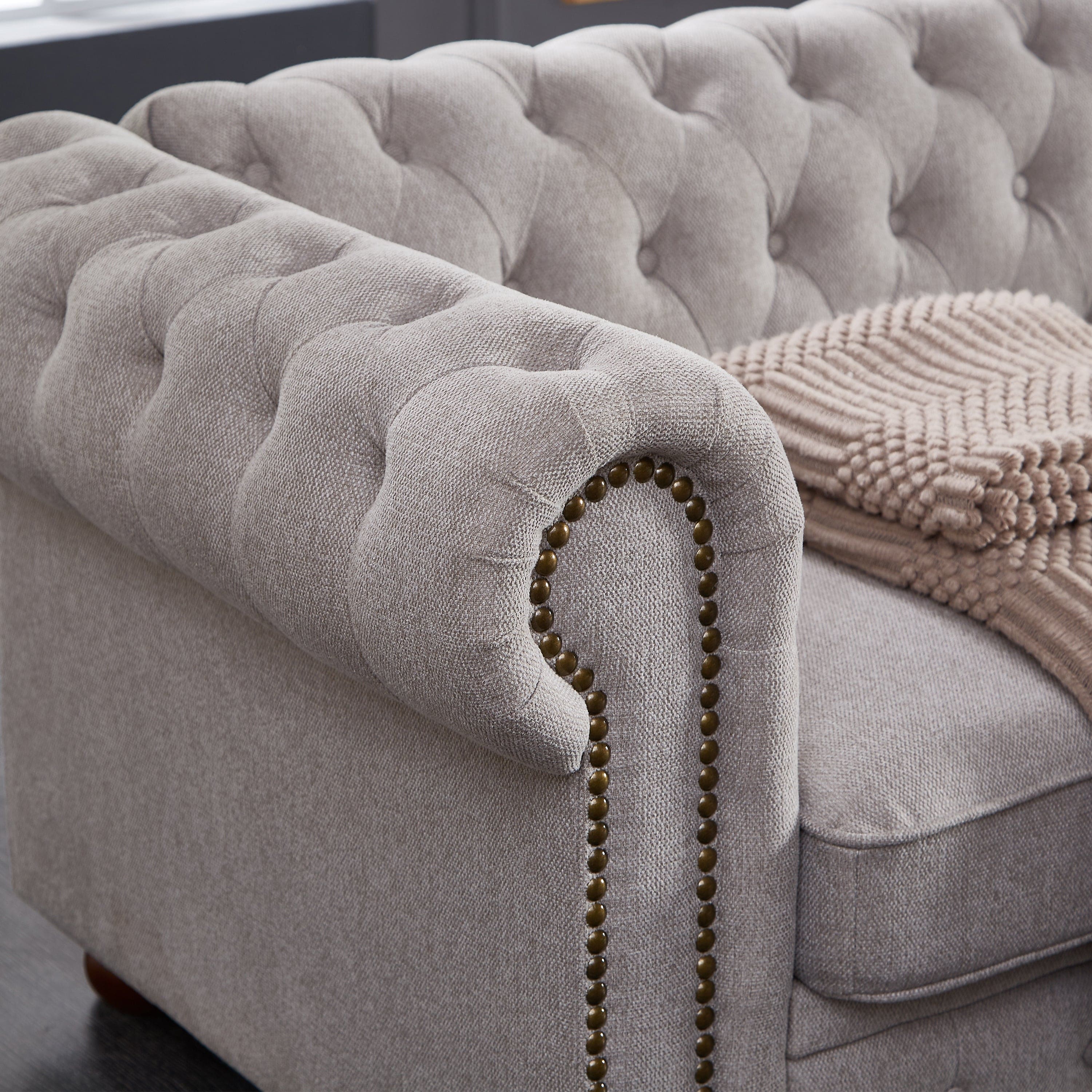 Chesterfield sofa in linen fabric (Light Grey)