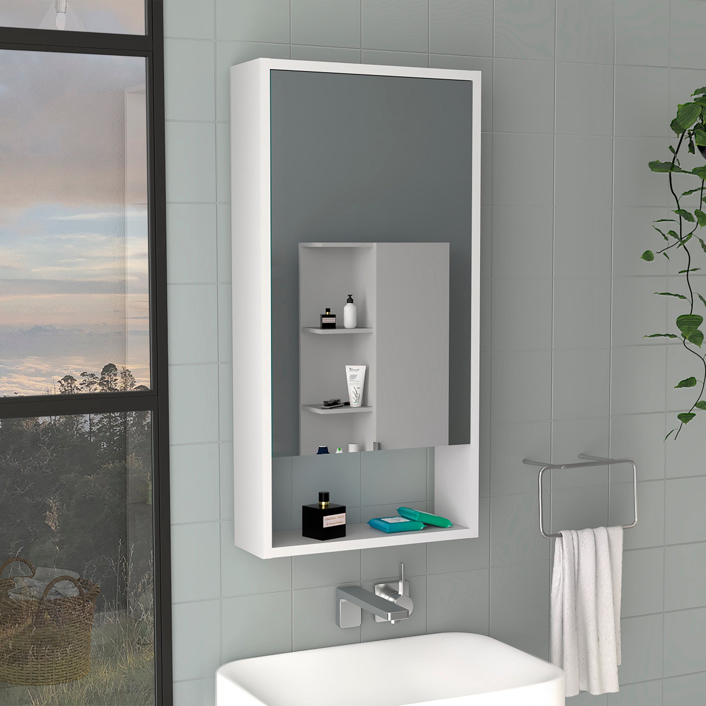 Medicine Cabinet Irvine, One External Shelf, White Finish