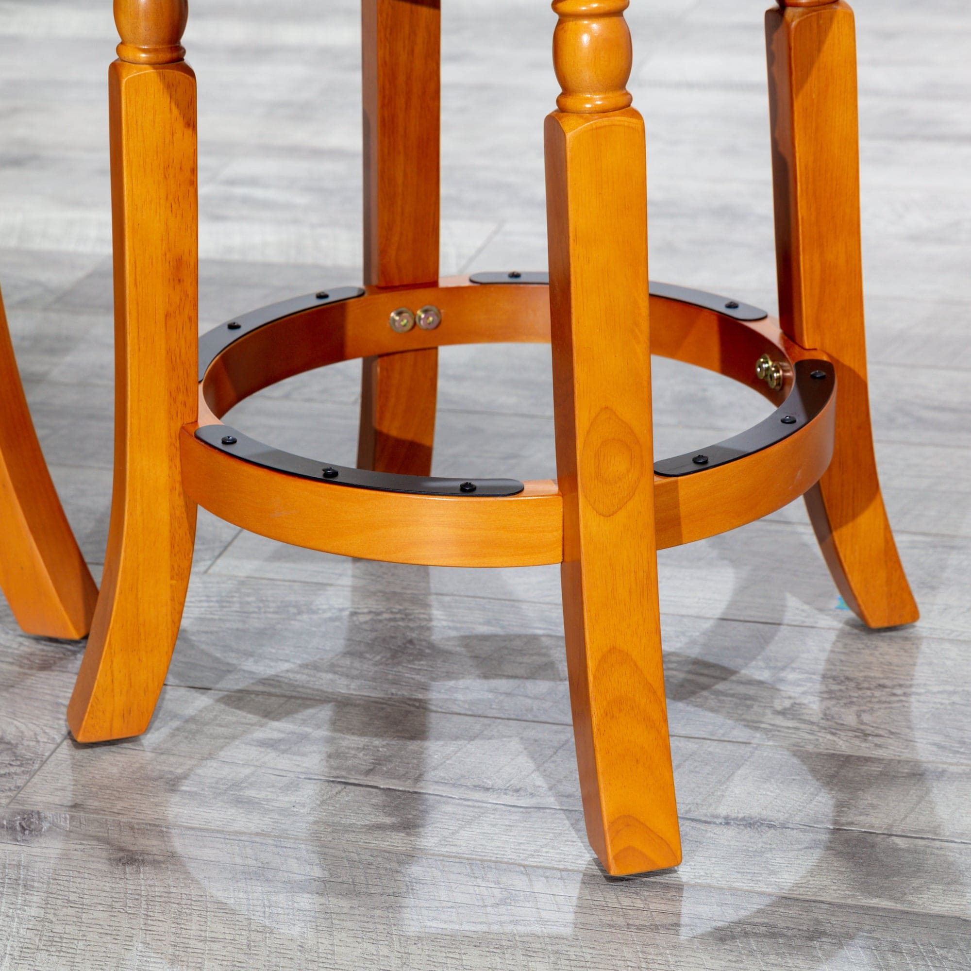 30" Bar Stool, Natural Finish, Saddle Leather Seat